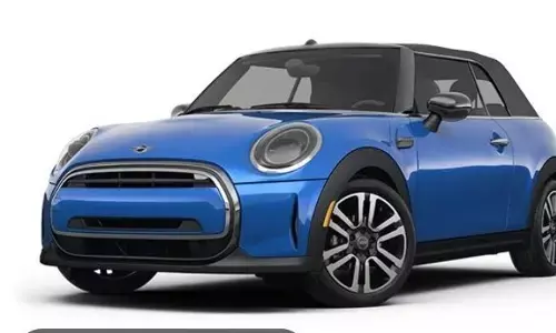 भारत में मैनुअल कार चुनने के 5 आश्चर्यजनक कारण भारत में मैनुअल कार चुनने के 5 आश्चर्यजनक कारण