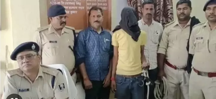 अपराधी को बिहार पुलिस, एसटीएफ ने कैमूर से किया गिरफ्तार; 5 आग्नेयास्त्र बरामद
