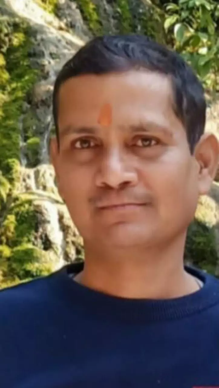 मतगणना स्थल पर तैनात सिपाही की हुई मौत मतगणना स्थल पर तैनात सिपाही की हुई मौत