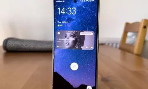 Google ने अपना सबसे किफायती Pixel फोन Pixel 7a लॉन्च किया: मूल्य, ऑफ़र और बहुत कुछ Google ने अपना सबसे किफायती Pixel फोन Pixel 7a लॉन्च किया: मूल्य, ऑफ़र और बहुत कुछ