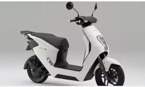 सिंगल चार्ज में 48km रेंज के साथ Honda इलेक्ट्रिक स्कूटर लॉन्च, जानें फीचर्स .. सिंगल चार्ज में 48km रेंज के साथ Honda इलेक्ट्रिक स्कूटर लॉन्च, जानें फीचर्स ..