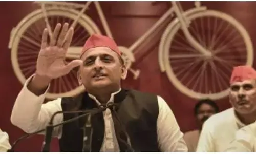 वोटों से नहीं, काउंटिंग में धोखे से जीती है बीजेपी: अखिलेश ...