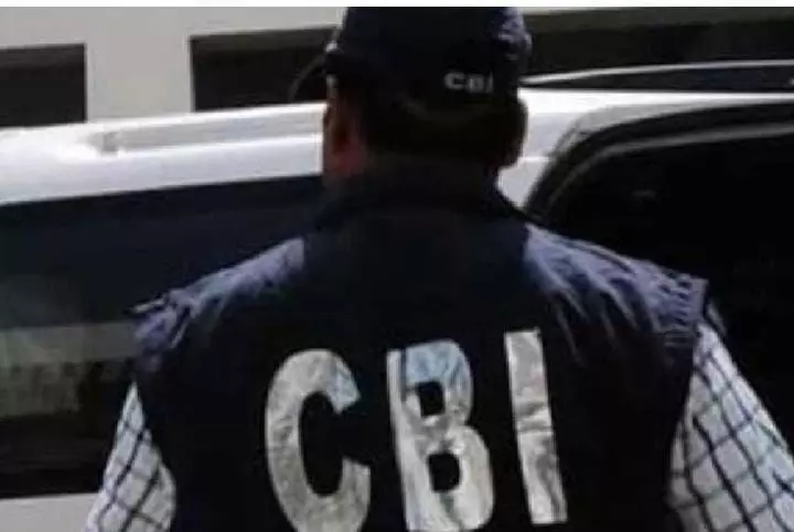 सीबीआई ने नौकरी के बदले जमीन मामले में बिहार, हरियाणा, यूपी, दिल्ली में राजद नेताओं के नौ ठिकानों पर की छापेमारी सीबीआई ने नौकरी के बदले जमीन मामले में बिहार, हरियाणा, यूपी, दिल्ली में राजद नेताओं के नौ ठिकानों पर की छापेमारी