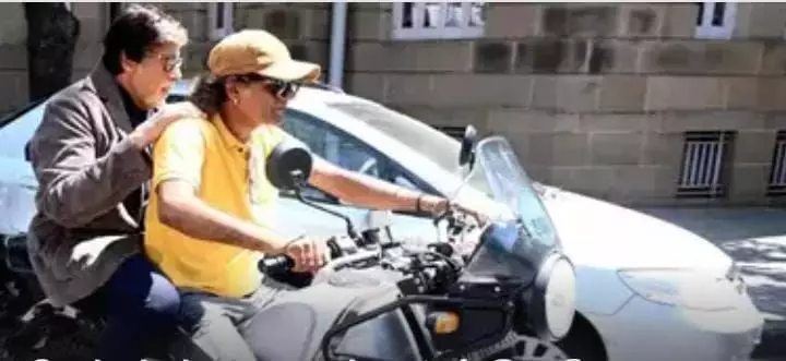 बिना हेलमेट के बाइक चलाने पर मुंबई पुलिस की खिंचाई के बाद अमिताभ बच्चन की प्रतिक्रिया: मैं बस मूर्ख बना रहा था