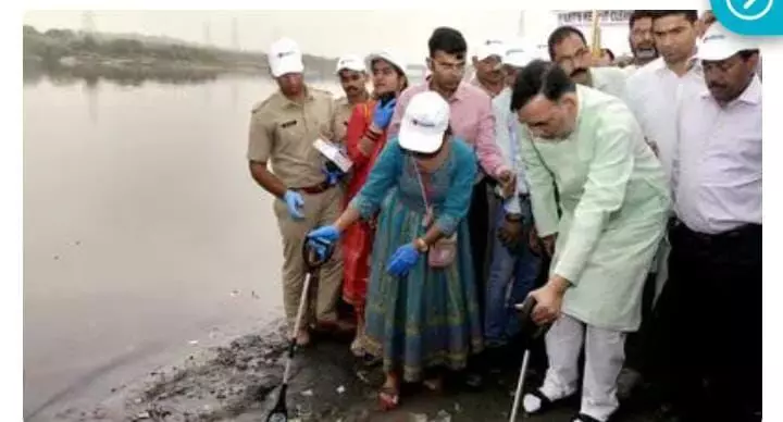 दिल्ली सरकार ने नदी को साफ करने के लिए आई लव यमुना अभियान किया शुरू दिल्ली सरकार ने नदी को साफ करने के लिए आई लव यमुना अभियान किया शुरू