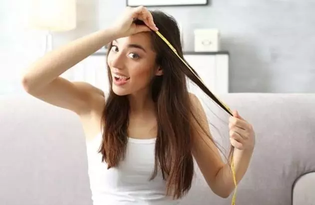 अगर आप भी चाहते हैं कि आपके बालों की लंबाई जल्दी बढ़े तो अपनाएं ये टिप्स