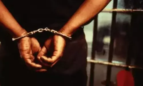 महिला IAS अधिकारी से छेड़खानी के आरोप में IRS अधिकारी गिरफ्तार