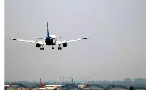 एमपी तीर्थयात्रियों के लिए मुफ्त हवाई यात्रा शुरू करने वाला पहला राज्य बना एमपी तीर्थयात्रियों के लिए मुफ्त हवाई यात्रा शुरू करने वाला पहला राज्य बना