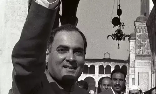 Death Anniversary of Rajiv Gandhi: गांधी के बाद सबसे बड़ी अंत्येष्टि राजीव की, राजीव जी अंतिम यात्रा कवर करने वाले पत्रकार ने लिखी भावुक स्टोरी Death Anniversary of Rajiv Gandhi: गांधी के बाद सबसे बड़ी अंत्येष्टि राजीव की, राजीव जी अंतिम यात्रा कवर करने वाले पत्रकार ने लिखी भावुक स्टोरी