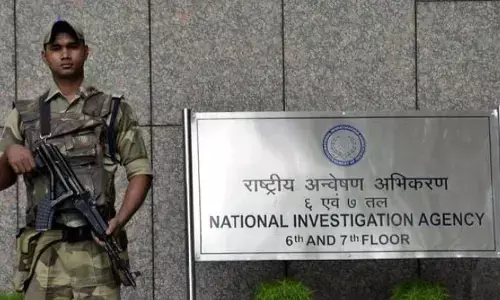 एनआईए ने जेल में बंद गैंगस्टर लॉरेंस बिश्नोई के सहयोगी को गिरफ्तार किया एनआईए ने जेल में बंद गैंगस्टर लॉरेंस बिश्नोई के सहयोगी को गिरफ्तार किया