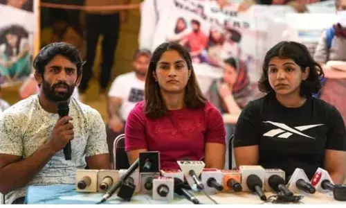 पहलवानों का विरोध एक महीने के करीब पहुंचा,अब खाप महापंचायत का बड़ा आह्वान