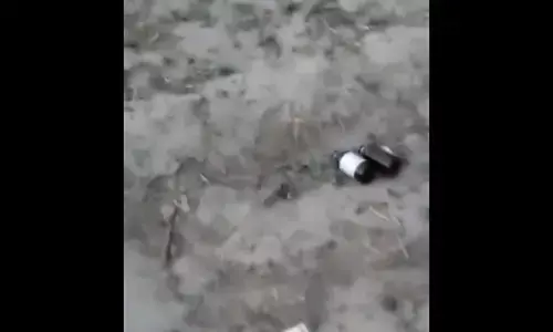 हरदोई के कस्बों में खुलेआम बिक रहा सस्ता नशा