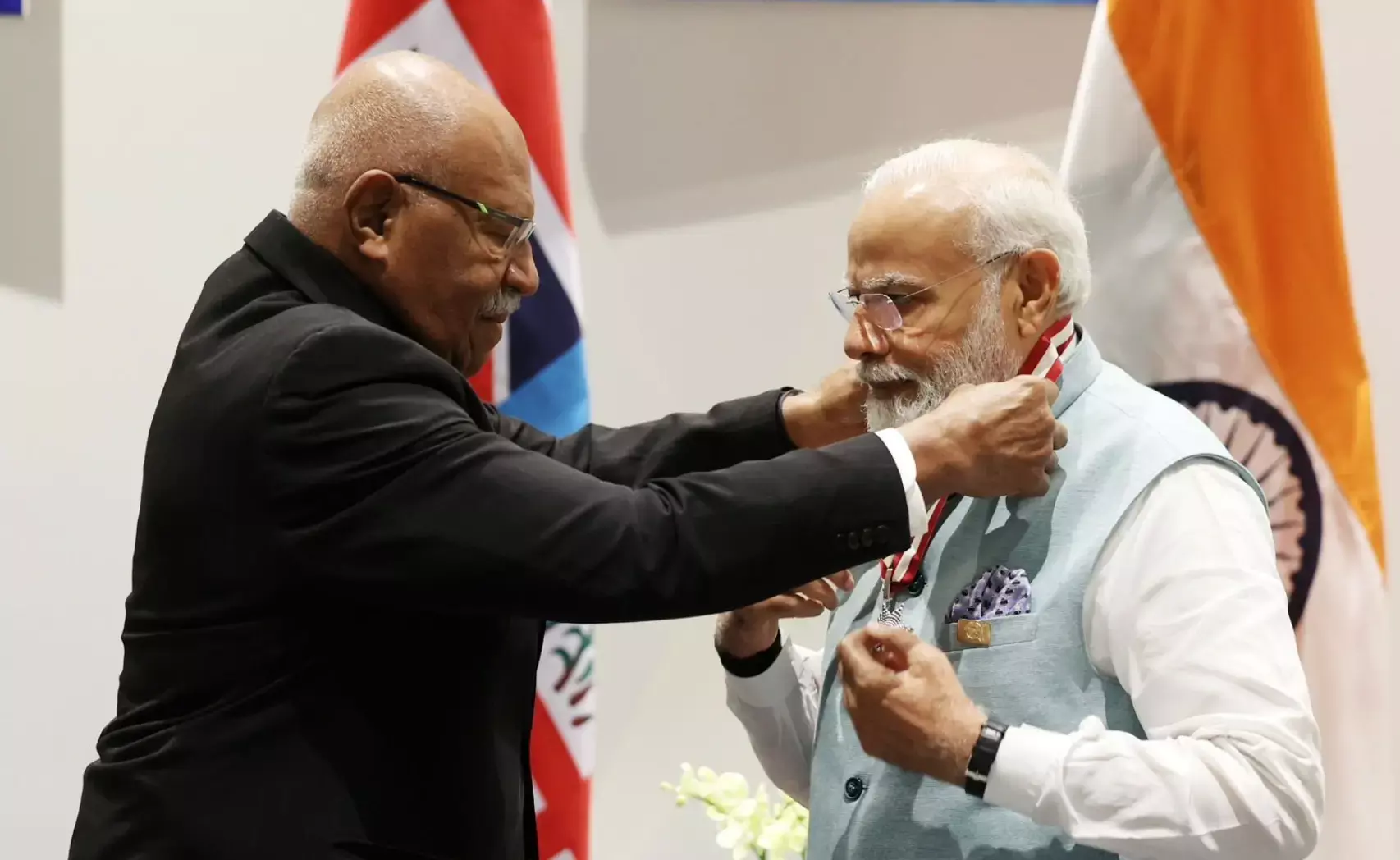 PM मोदी को फिजी के सर्वोच्च सम्मान से किया गया सम्मानित