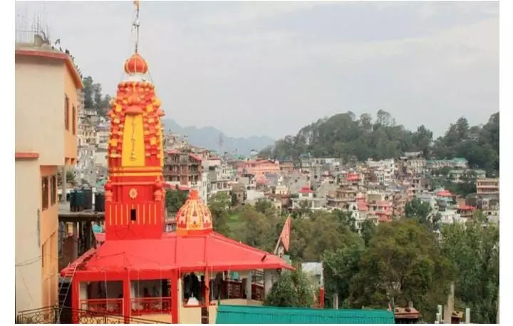 सोलन हिमाचल प्रदेश में विलक्षण मां शूलिनी मंदिर