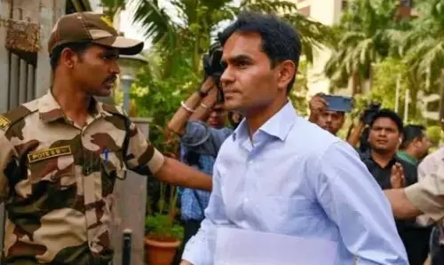 क्रूज ड्रग बस्ट रिश्वत मामले में एनसीबी के पूर्व अधिकारी वानखेड़े को आठ जून तक गिरफ्तारी से राहत क्रूज ड्रग बस्ट रिश्वत मामले में एनसीबी के पूर्व अधिकारी वानखेड़े को आठ जून तक गिरफ्तारी से राहत