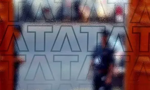 टीसीएस ने गूगल क्लाउड के साथ की साझेदारी , जनरेटिव एआई किया लॉन्च टीसीएस ने गूगल क्लाउड के साथ की साझेदारी , जनरेटिव एआई किया लॉन्च