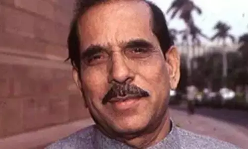 महाराष्ट्र के पूर्व सीएम मनोहर जोशी की हालत गंभीर महाराष्ट्र के पूर्व सीएम मनोहर जोशी की हालत गंभीर