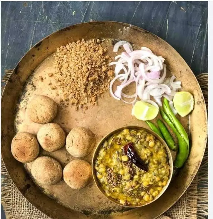 आइये जानते हैं बाटी का अविष्कार क्यों, कहाँ, कब और कैसे हुआ आइये जानते हैं बाटी का अविष्कार क्यों, कहाँ, कब और कैसे हुआ