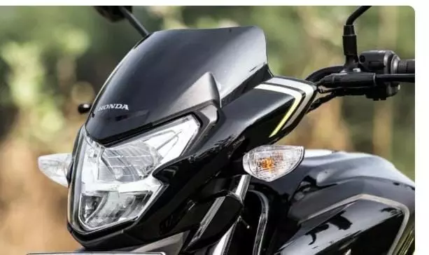 आपको भी पसंद है स्पोर्टी लुक वाली माइलेज बाइक,तो सिर्फ 15 हजार में खरीदें Honda SP125