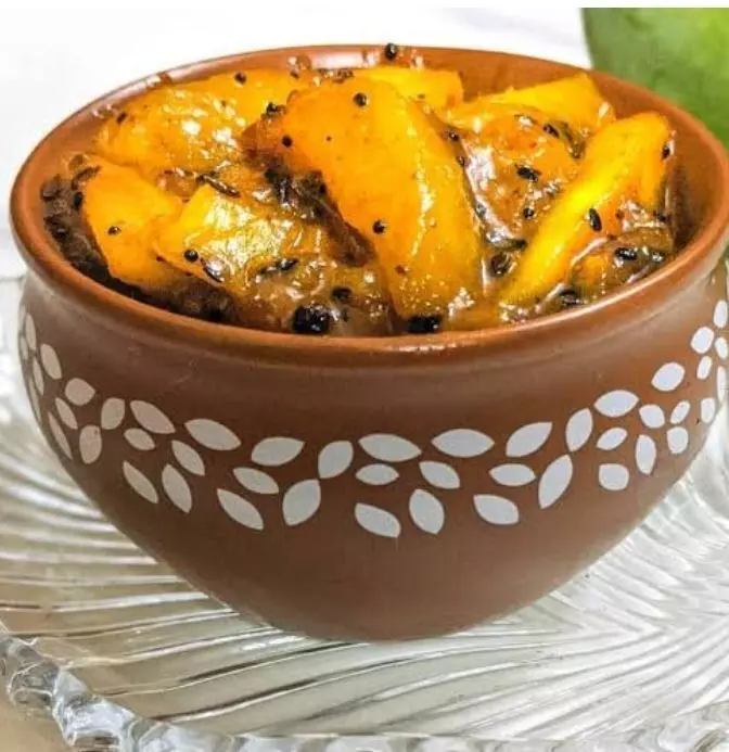 Summer Recipe: जाने गर्मियों में अपने पेट को ठंडा रखने के लिए कैसे बनाएं कच्चे आम की लौंजी,जानें रेसिपी Summer Recipe: जाने गर्मियों में अपने पेट को ठंडा रखने के लिए कैसे बनाएं कच्चे आम की लौंजी,जानें रेसिपी