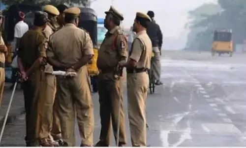 जयपुर का वकील 1 करोड़ रुपये के लिए बचपन के दोस्त के अपहरण और हत्या के आरोप में हुआ गिरफ्तार जयपुर का वकील 1 करोड़ रुपये के लिए बचपन के दोस्त के अपहरण और हत्या के आरोप में हुआ गिरफ्तार