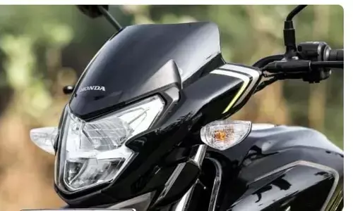 आपको भी पसंद है स्पोर्टी लुक वाली माइलेज बाइक,तो सिर्फ 15 हजार में खरीदें Honda SP125