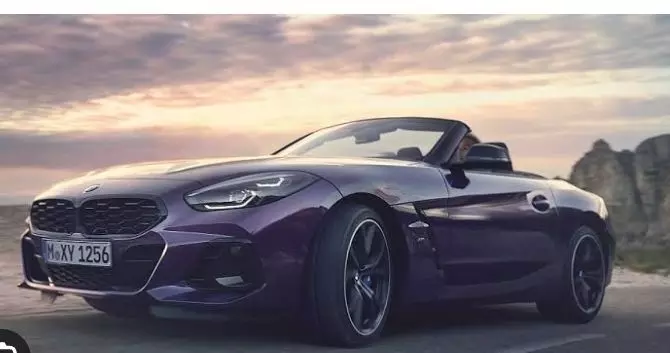 BMW Z4 M40i Launched:  BMW Z4 एम40आई टू-सीटर लग्जरी कार, भारत में हुई लॉन्च, जाने इसके फीचर्स और बहुत कुछ