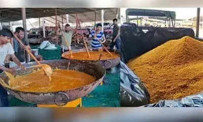 सबसे बड़ी शादी, 2000 बीघा में टेंट, पांच लाख मेहमान , 300 ट्रैक्टर से खाना सप्लाई, 7 दिन से 1000 लोग बना रहे खाना, गिनीज रिकॉर्ड वाले आ गए सबसे बड़ी शादी, 2000 बीघा में टेंट, पांच लाख मेहमान , 300 ट्रैक्टर से खाना सप्लाई, 7 दिन से 1000 लोग बना रहे खाना, गिनीज रिकॉर्ड वाले आ गए