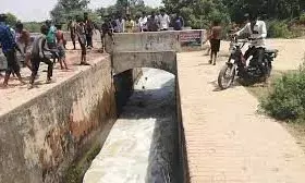 गाजियाबाद में दोस्तों से साथ नहाने आया युवक नहर में डूबा