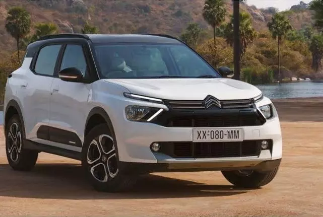 अगर आपको भी चाहिए अपनी कार में ये 10 शानदार फीचर्स, तो भूलकर भी ना लें Citroen C3 Aircross!