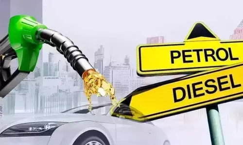 Petrol Diesel Price, 29 May 2023: महीने के आखिर में पेट्रोल-डीजल के दामों में मिली राहत? चेक करें ताजा अपडेट्स Petrol Diesel Price, 29 May 2023: महीने के आखिर में पेट्रोल-डीजल के दामों में मिली राहत? चेक करें ताजा अपडेट्स