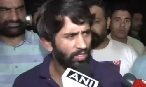 बजरंग पुनिया बोले, ये IPS ऑफिसर हमें गोली मारेगा बता कहाँ आना है और बोली फिर ये बात!