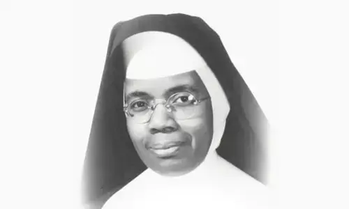 मौत के चार साल बाद सही सलामत मिला नन का शव, लोग कह रहे चमत्कार