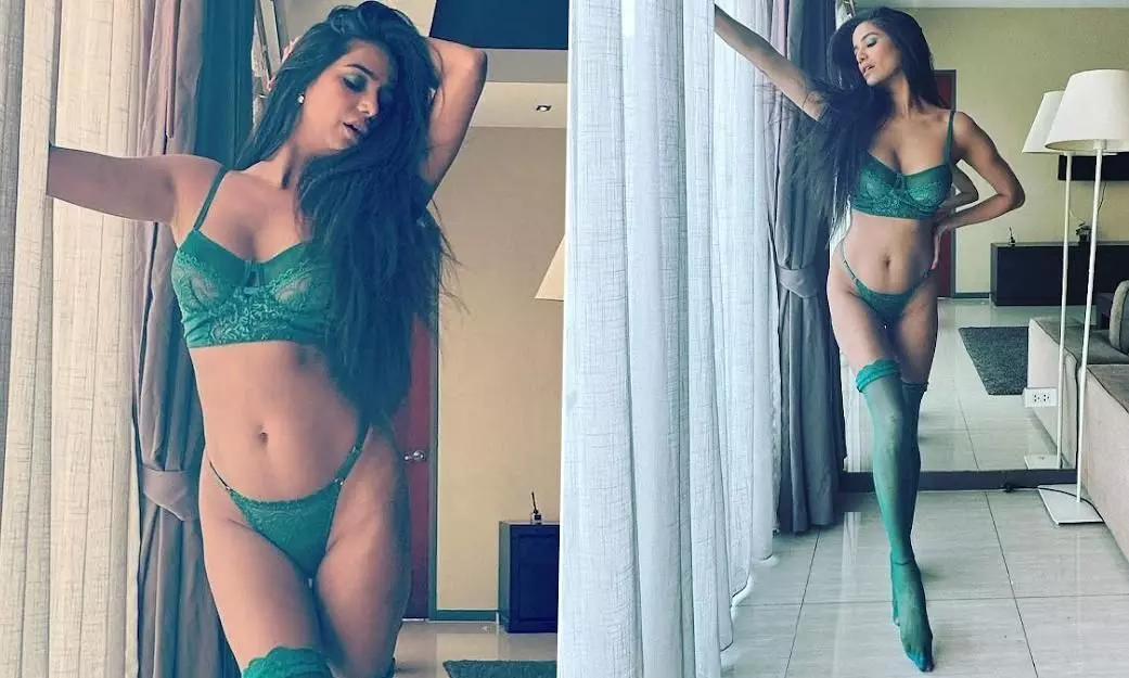 Poonam Pandey Sexy Video: पूनम पांडेय की Bikini फोटोज ने पार की बोल्डनेस की सारी हदें, देखिये सेक्सी फोटोज Poonam Pandey Sexy Video: पूनम पांडेय की Bikini फोटोज ने पार की बोल्डनेस की सारी हदें, देखिये सेक्सी फोटोज
