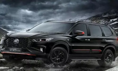 एमजी ने लॉन्च किया ब्लैकस्टाॅर्म टोयोटा फॉर्च्यूनर के छूटे छक्के,देखिए क्या है फीचर्स