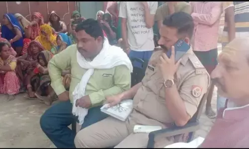 बुजुर्गों के ऊपर भर - भरा कर गिरी कच्ची दीवार दबकर हुई मौत