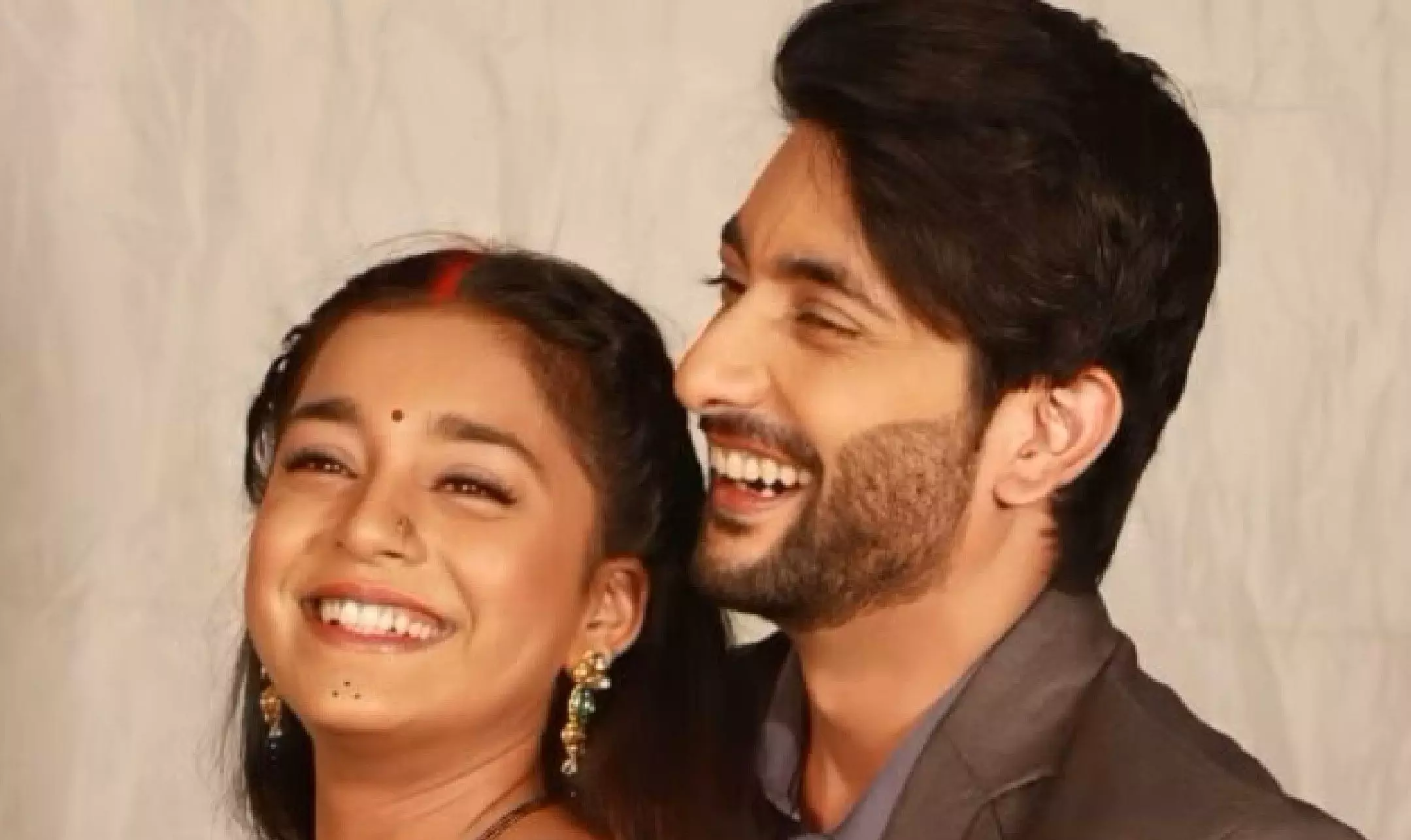 Sumbul Touqeer Khan: पिता की वजह से ट्रोल हो रहीं सुंबुल तौकीर खान के सपोर्ट में उतरे फहमान खान, हेटर्स की उड़ाई धज्जियां Sumbul Touqeer Khan: पिता की वजह से ट्रोल हो रहीं सुंबुल तौकीर खान के सपोर्ट में उतरे फहमान खान, हेटर्स की उड़ाई धज्जियां