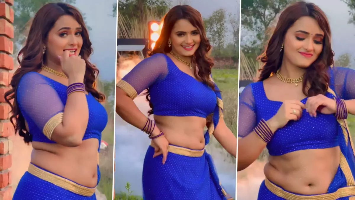 Neelam Giri Sexy Photo Video: भोजपुरी अदाकारा Neelam Giri ने सेक्सी घाघरा पहन लगाई आग, एक्ट्रेस की सेक्सी अदाओं ने मोहा यूजर्स का दिल Neelam Giri Sexy Photo Video: भोजपुरी अदाकारा Neelam Giri ने सेक्सी घाघरा पहन लगाई आग, एक्ट्रेस की सेक्सी अदाओं ने मोहा यूजर्स का दिल
