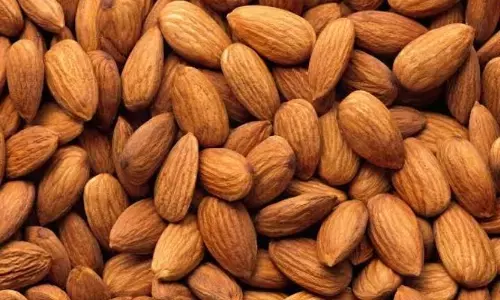 बादाम, एक स्वस्थ भोजन विकल्प है या नहीं? बादाम, एक स्वस्थ भोजन विकल्प है या नहीं?