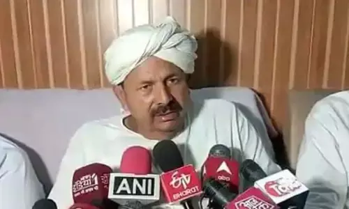 पहलवानों के विरोध के बीच आज खाप करेगी महापंचायत,जानिए क्या होगा फैसला पहलवानों के विरोध के बीच आज खाप करेगी महापंचायत,जानिए क्या होगा फैसला