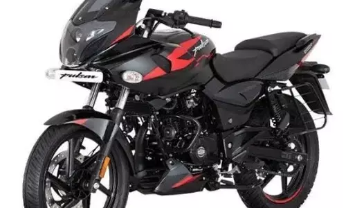 जानिए बजाज की किस गाड़ी ने जमाया मार्केट पर अपना कब्जा?? 30 दिन में बेची एक लाख यूनिट जानिए बजाज की किस गाड़ी ने जमाया मार्केट पर अपना कब्जा?? 30 दिन में बेची एक लाख यूनिट