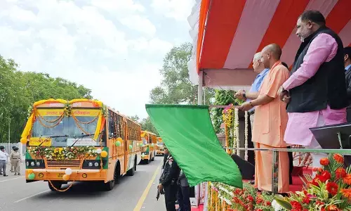 यूपी के हर जिले से दौड़ेगी राजधानी एक्सप्रेस, जानें कितना होगा किराया यूपी के हर जिले से दौड़ेगी राजधानी एक्सप्रेस, जानें कितना होगा किराया