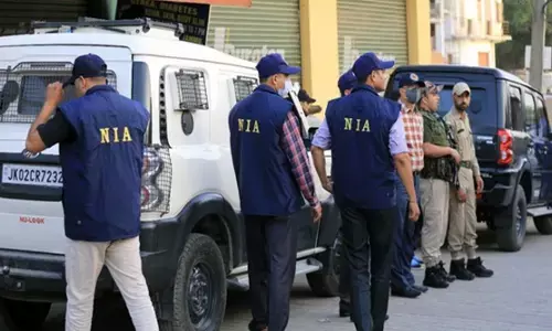 NIA Raids: टेरर फंडिंग के खिलाफ NIA की कार्रवाई, पंजाब और हरियाणा में 10 जगहों पर छापेमारी NIA Raids: टेरर फंडिंग के खिलाफ NIA की कार्रवाई, पंजाब और हरियाणा में 10 जगहों पर छापेमारी