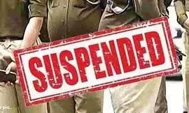 बोरे में भरे नोट की हेराफेरी का मामला, वाराणसी में थाना प्रभारी समेत 7 पुलिसकर्मी सस्पेंड...जांच शुरू बोरे में भरे नोट की हेराफेरी का मामला, वाराणसी में थाना प्रभारी समेत 7 पुलिसकर्मी सस्पेंड...जांच शुरू