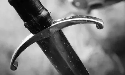साधु ने घर में तलवार या राइफल नहीं रखने वाले हिंदुओं को मारने की दी धमकी साधु ने घर में तलवार या राइफल नहीं रखने वाले हिंदुओं को मारने की दी धमकी