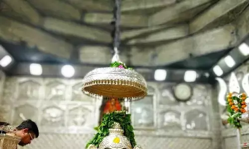 उज्जैन महाकालेश्वर ज्योतिर्लिंग: अपार शक्तियों का केंद्र उज्जैन महाकालेश्वर ज्योतिर्लिंग: अपार शक्तियों का केंद्र