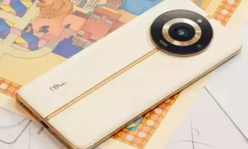 Realme 11 Pro+ भारत में 200MP कैमरे के साथ हुआ लॉन्च: जानिए इसके बारे में सबकुछ! Realme 11 Pro+ भारत में 200MP कैमरे के साथ हुआ लॉन्च: जानिए इसके बारे में सबकुछ!