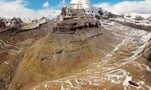 कैलाश पर्वत एक अनसुलझा रहस्य, कैलाश पर्वत के इन रहस्यों से नासा भी हो चुका है चकित.. कैलाश पर्वत एक अनसुलझा रहस्य, कैलाश पर्वत के इन रहस्यों से नासा भी हो चुका है चकित..