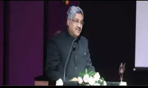 कौन हैं मप्र हाई कोर्ट के जज जस्टिस विवेक अग्रवाल?  जिनके सोशल मीडिया पर हजारों फॉलोअर्स हैं कौन हैं मप्र हाई कोर्ट के जज जस्टिस विवेक अग्रवाल?  जिनके सोशल मीडिया पर हजारों फॉलोअर्स हैं