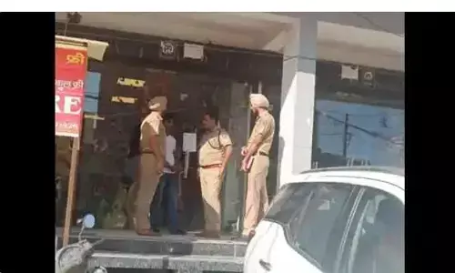 मोहाली में व्यापारी को पैर में मारी गोली, तीन पर मामला दर्ज मोहाली में व्यापारी को पैर में मारी गोली, तीन पर मामला दर्ज